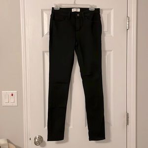 BKE Payton universal fit black mid rise skinny Jean 25